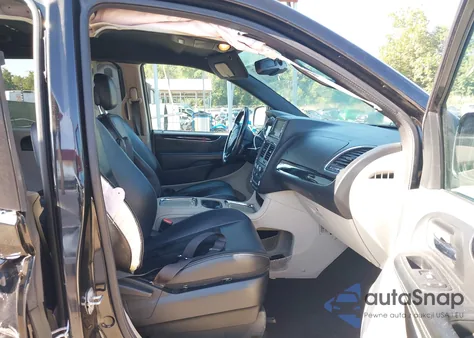 2017 Dodge Grand Caravan Sxt from USA, damaged, VIN 2C4RDGCG4HR863964